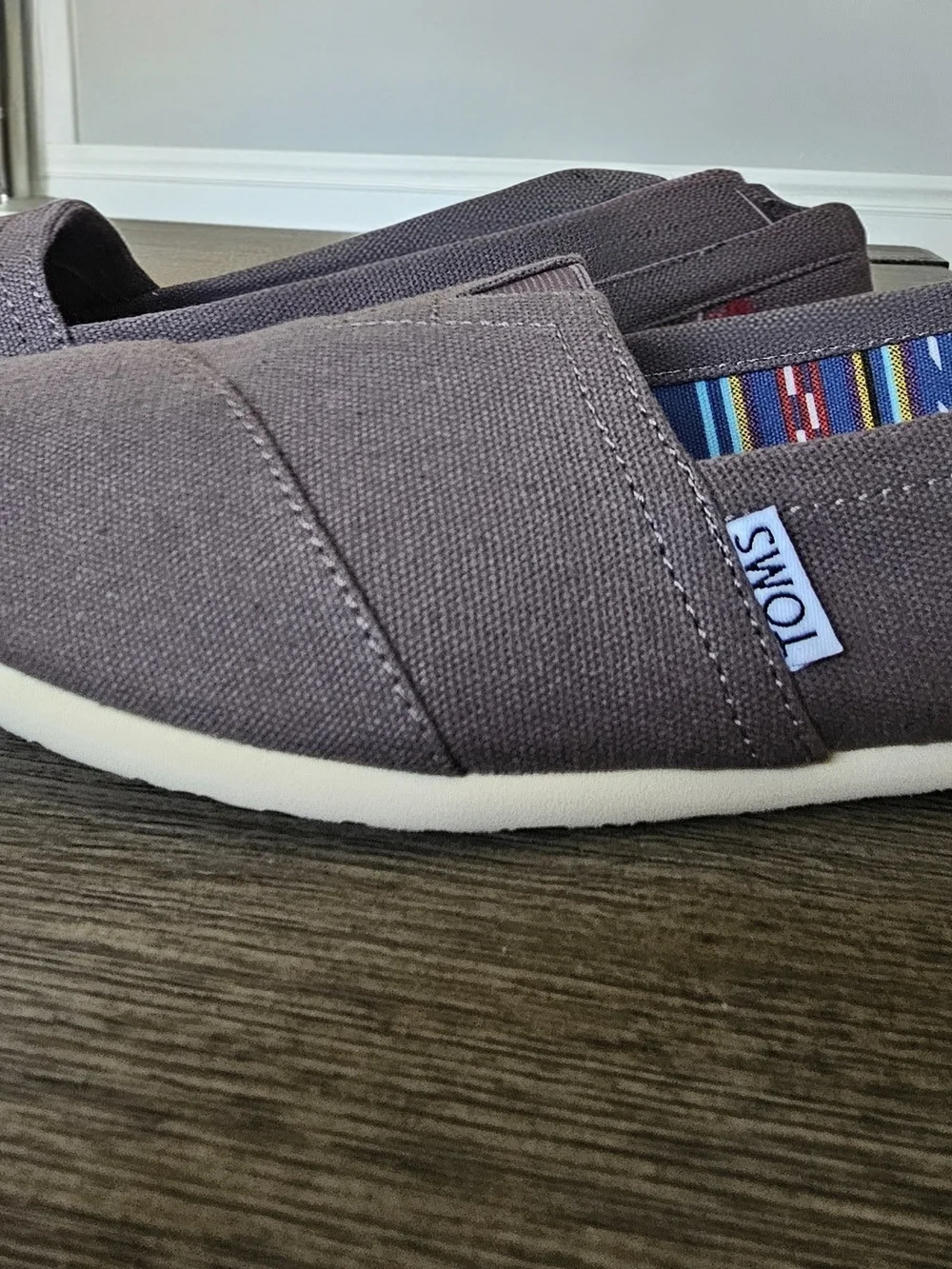 Toms Slip-On Canvas Shoes in Ash